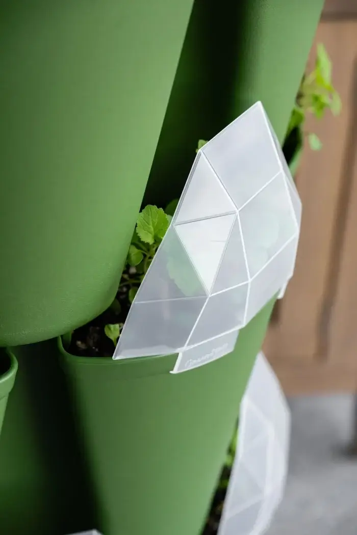 Greenstalk Seed House On Single Pot