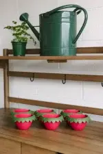 GreenStalk Berry Cup Bench 4